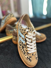 Load image into Gallery viewer, M.i.i.M XENA leopard sneaker