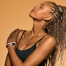 Load image into Gallery viewer, Peta Jane Beauty - Tanning Mitt