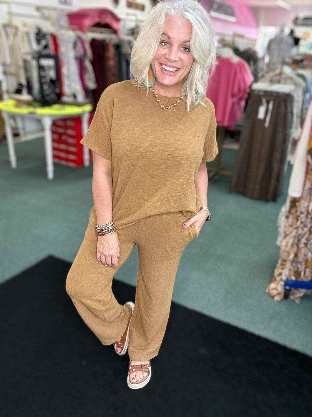 Short SLEEVE Top & Pants 2pcs Set IN DEEP CAMEL