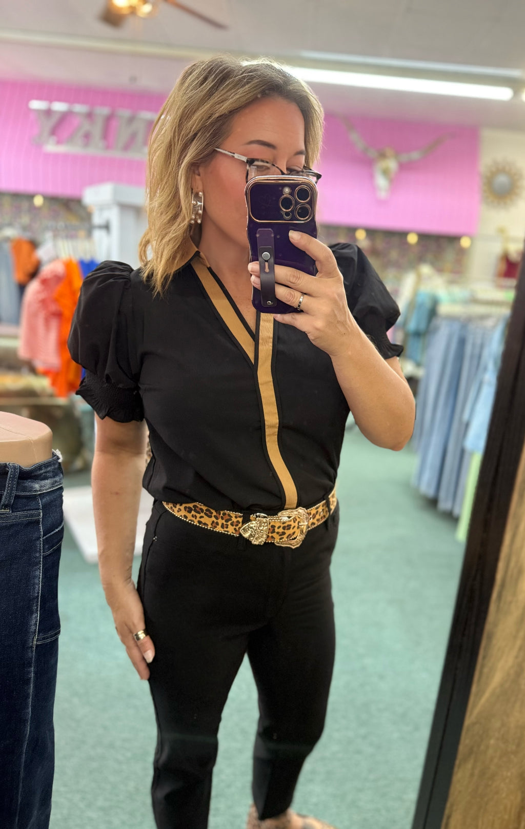 Black Contrast Accent Crinkled Solid Top