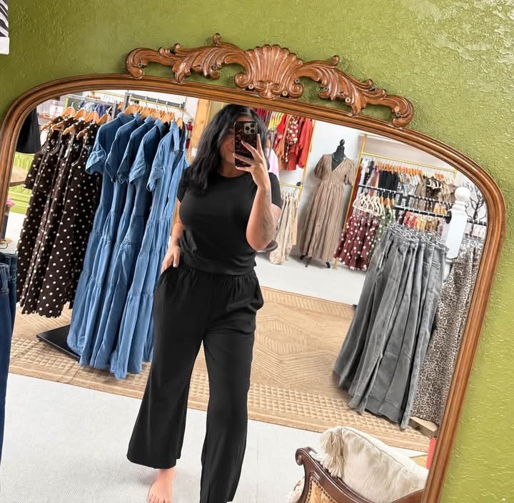 Black Short-Sleeved Ruched Two-Piece Set