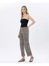 Load image into Gallery viewer, VERVET BY FLYING MONKEY High Rise Leopard Print Barrel Jeans
