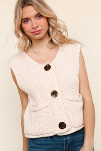 ROUND NECK GOLD BUTTON SWEATER VEST