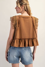 Load image into Gallery viewer, Lace Trim Ruffle Hem Top
