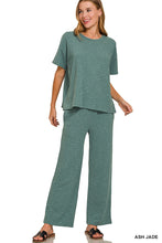 Load image into Gallery viewer, Short SLEEVE Top &amp; Pants 2pcs Set IN ASH JADE
