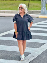 Load image into Gallery viewer, BLACK CONTRAST COLLAR DRESS
