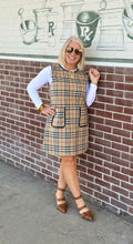 Load image into Gallery viewer, Classic Checkered Dress With Pockets
