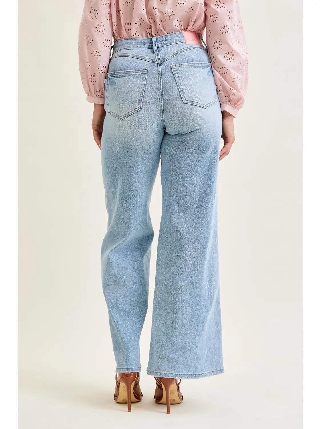 Judy Blue Light Wash  Retro Wide w/ Curve Coin Jeans