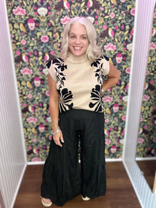 Wide Leg Pants with V Yoke Waist Band in black