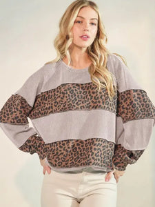 OATMEALRibbed and Animal Top