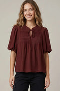 WINE PUFF SLEEVE PINTUCK DETAIL WITH NECK TIE