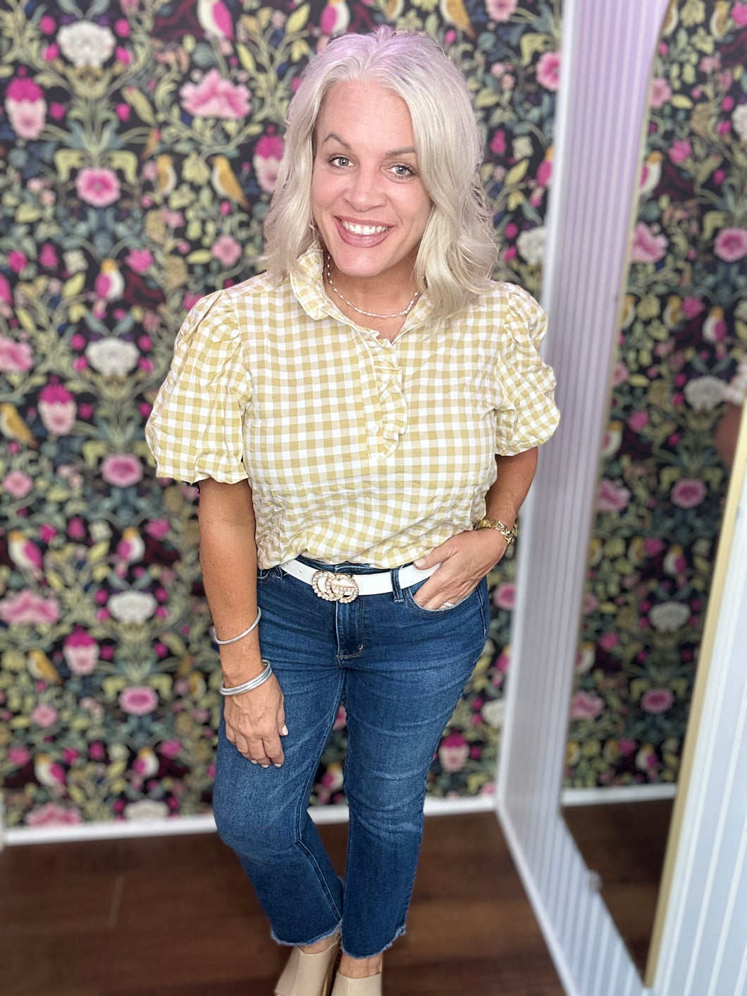 Ruffle Collar Puff Sleeve Top