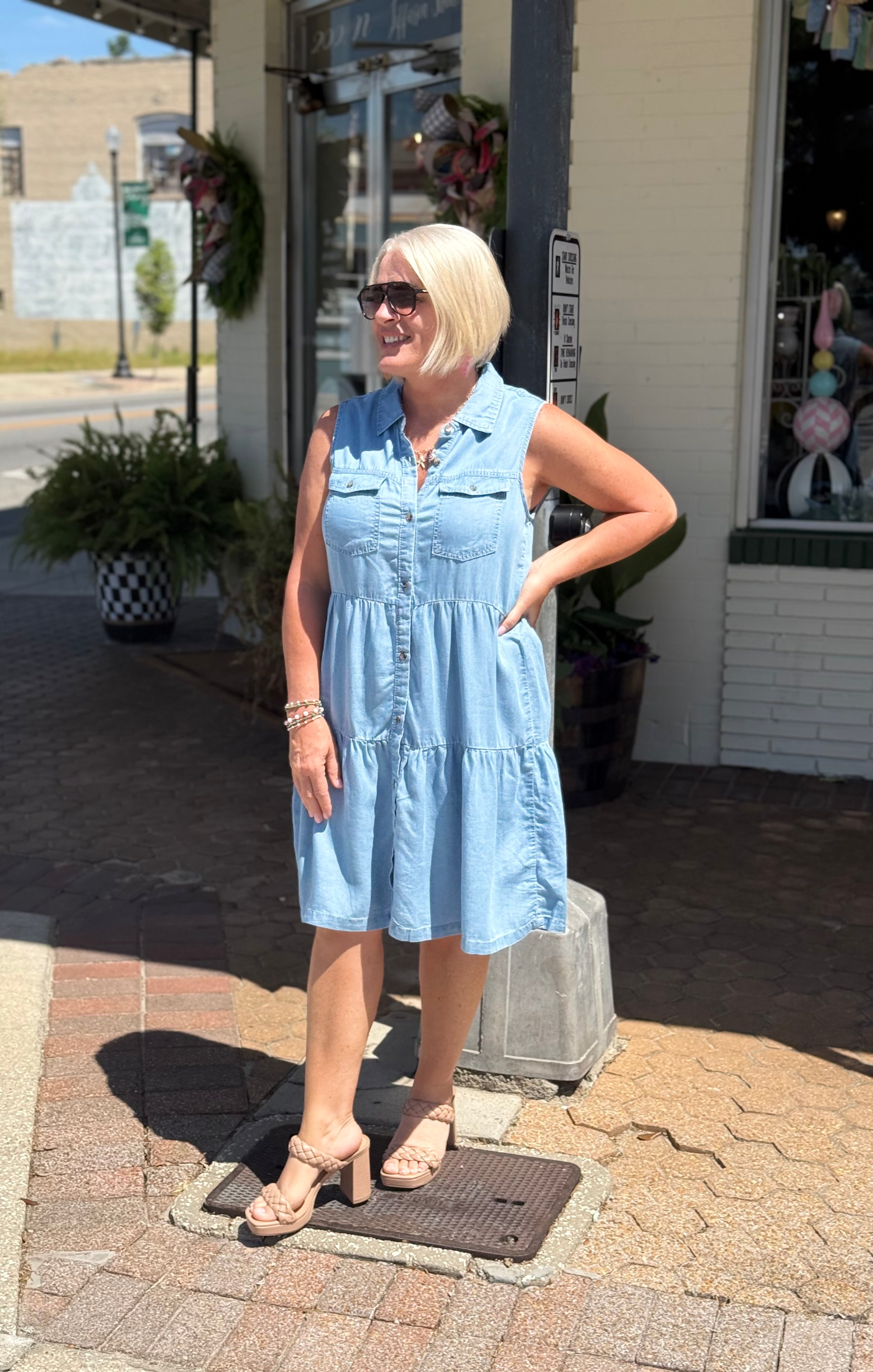 Light Denim Sleeveless Pocket Detail Button Down Dress