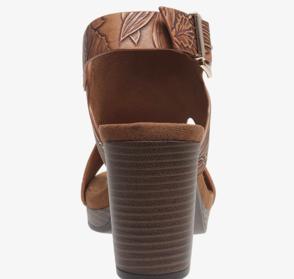 Pierre Dumas tooled block heel wedge