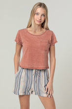 Load image into Gallery viewer, IVORY STRIPED SHORTS W/ ELASTIC WAIST AND POCKETS
