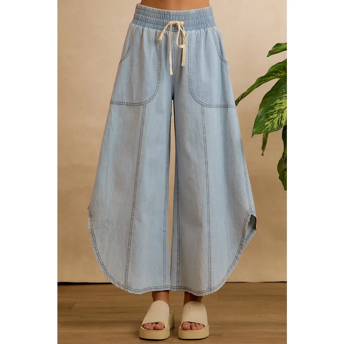Washed Denim Tulip Hem Pants with Pockets