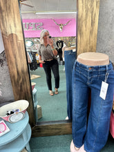Load image into Gallery viewer, LEOPARD QUARTER ZIP TOP IN TAUPE
