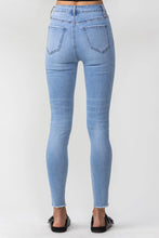 Load image into Gallery viewer, Jelly Jeans High Rise 5 Exposed Button Skinny
