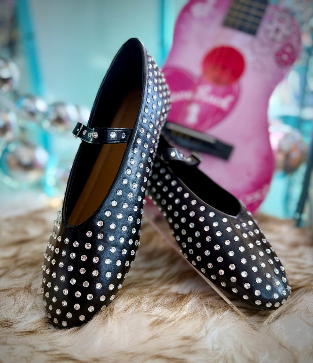 Wild Diva Womens Rhinestone Studded Mary jane Flats