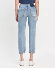 Load image into Gallery viewer, LOVERVET MID RISE CROP REUGLAR STRAIGHT JEANS
