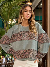 Load image into Gallery viewer, VINTAGE OLIVE  Ribbed and Animal Top
