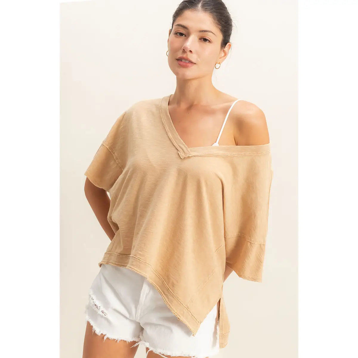 Oversized V-Neck Short Sleeve Top in dark taupe