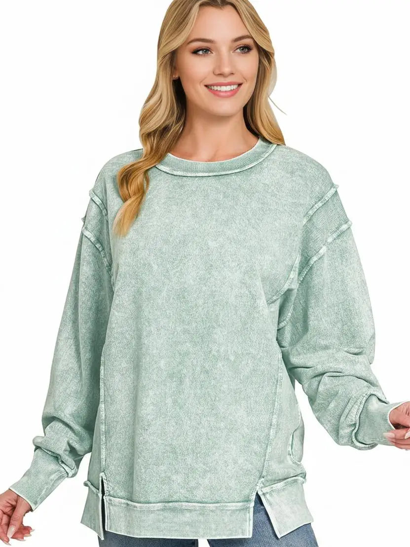 GREEN EXPOSED SEAM LONG SLEEVE TOP