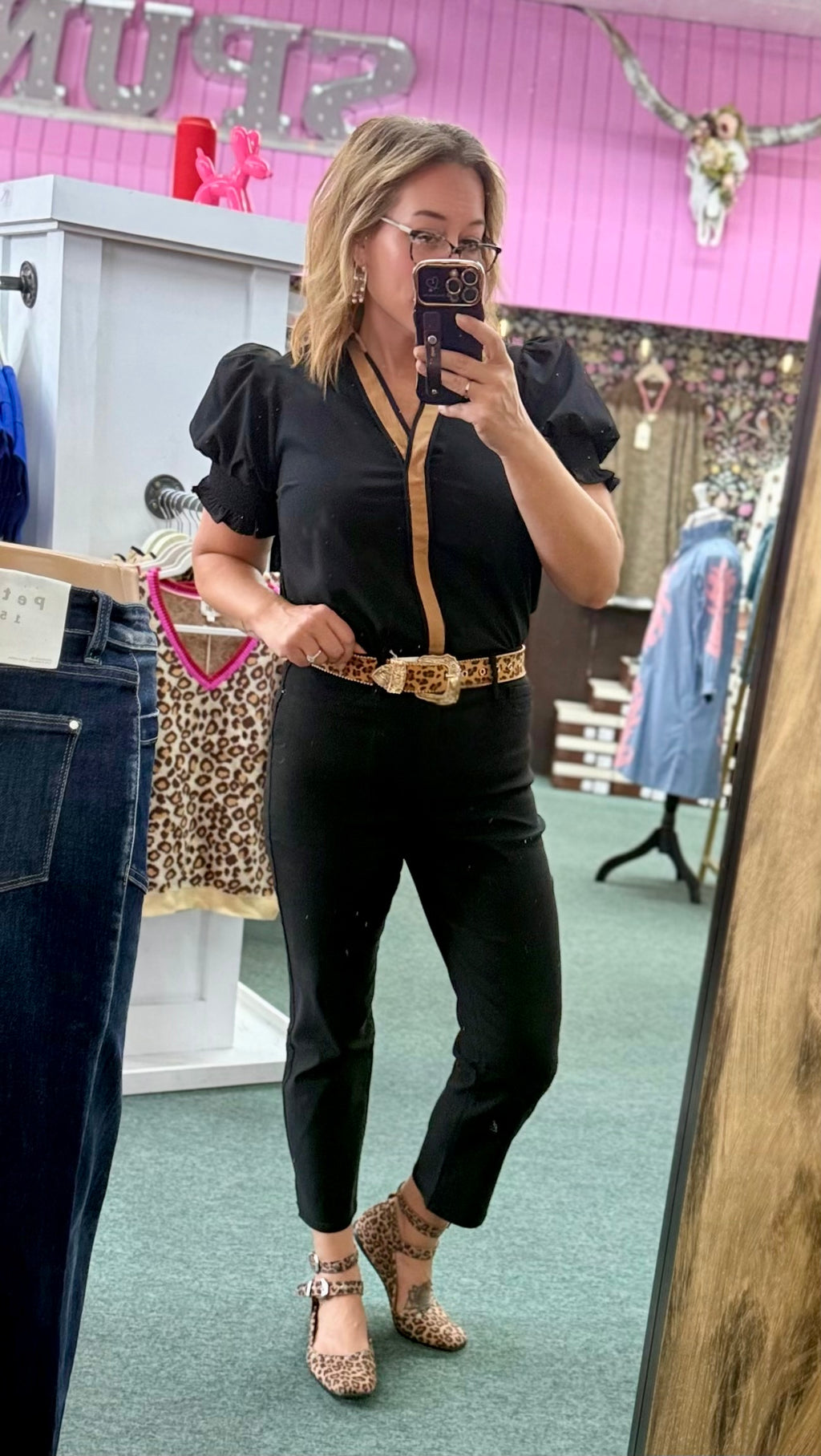 Black Contrast Accent Crinkled Solid Top