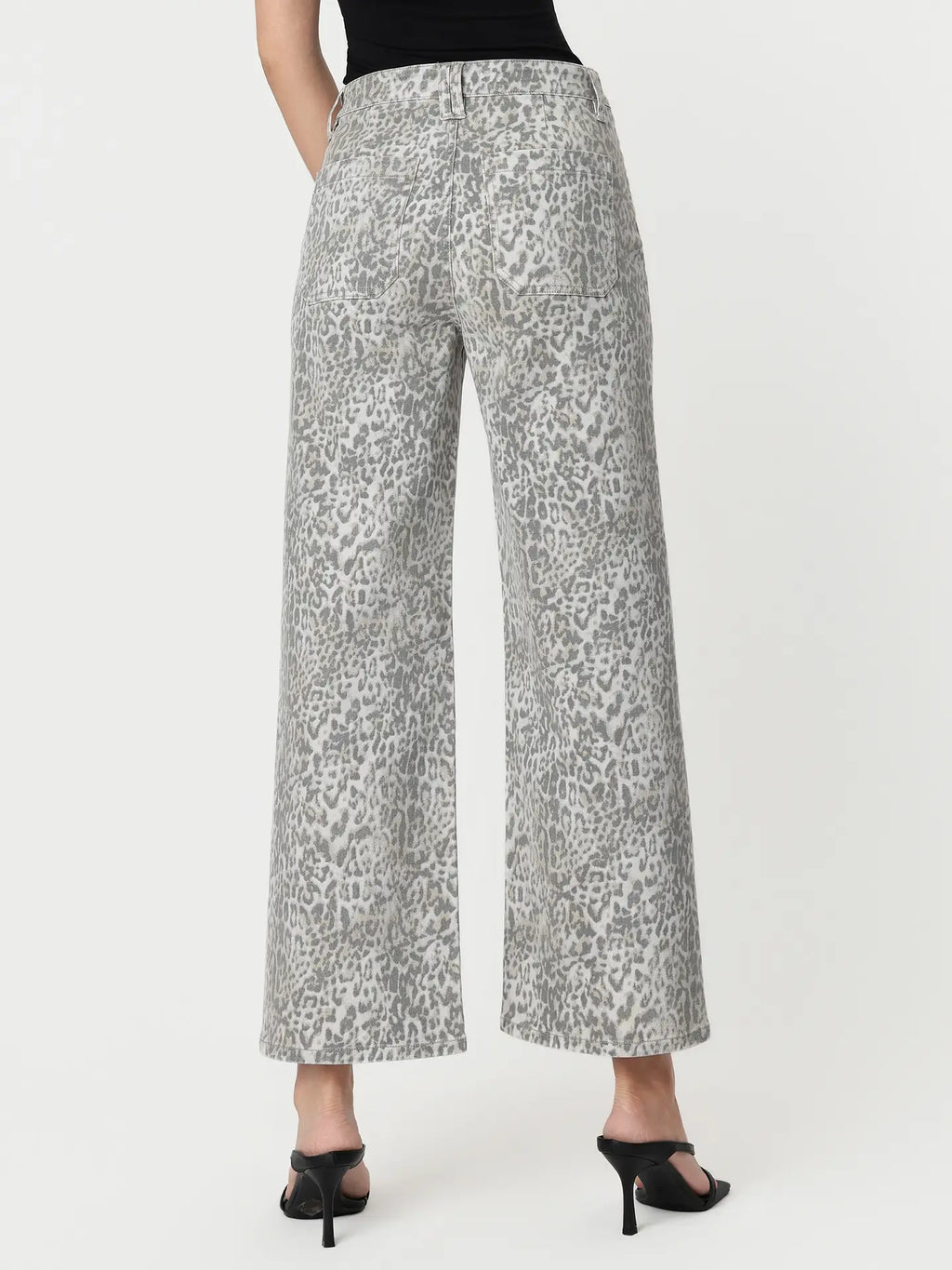 Vervet High Rise Patch Pocket Leopard Baggy Wide Jeans