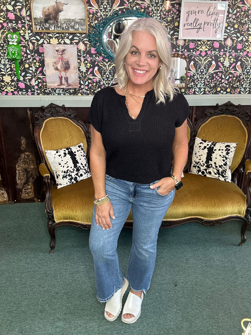 BLACK SPLIT NECK KNIT TOP