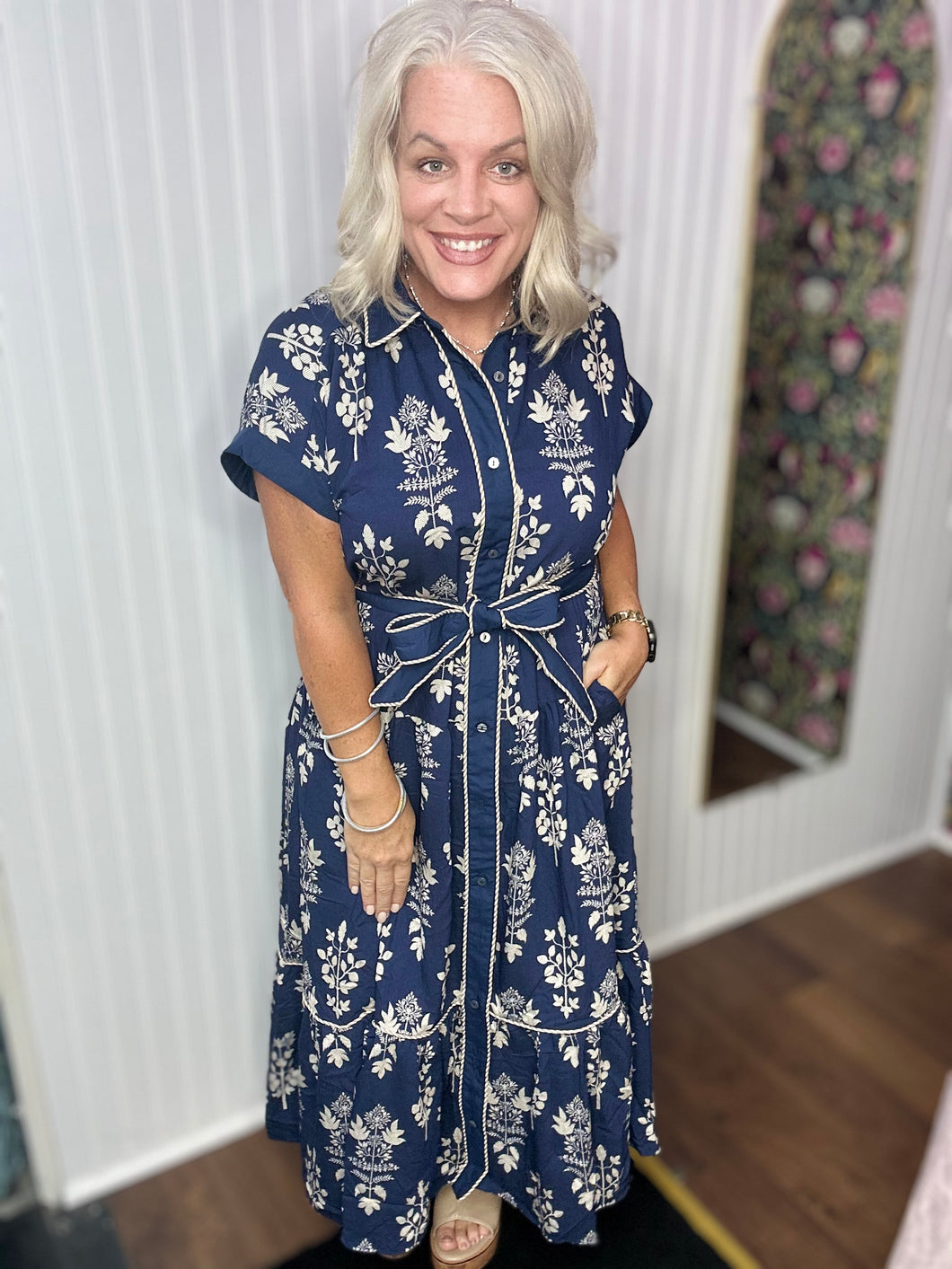 NAVY BOTANICAL BEAUTY DRESS