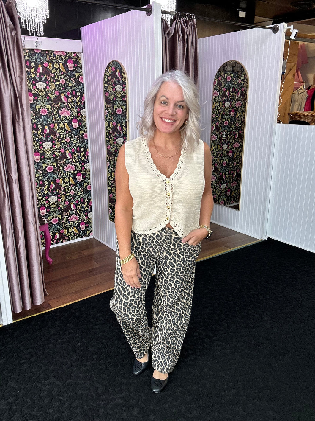VERVET BY FLYING MONKEY High Rise Leopard Print Barrel Jeans