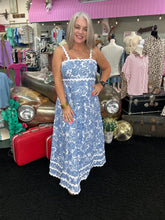 Load image into Gallery viewer, BLUE FLORAL MAXI DRESS WITH RICRAC TRIM
