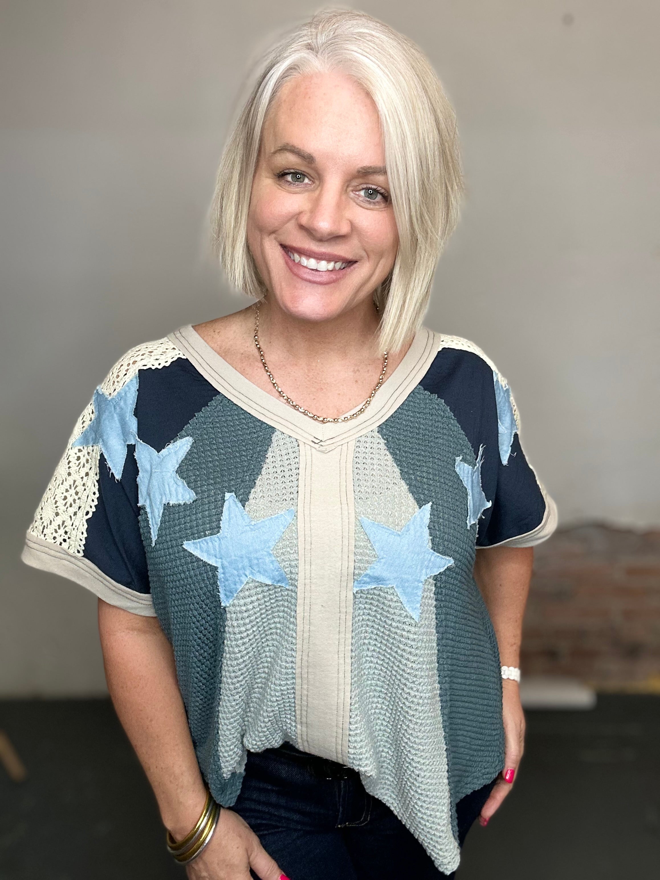 Star Patch Detail Color Blocked Drop Shoulder Top