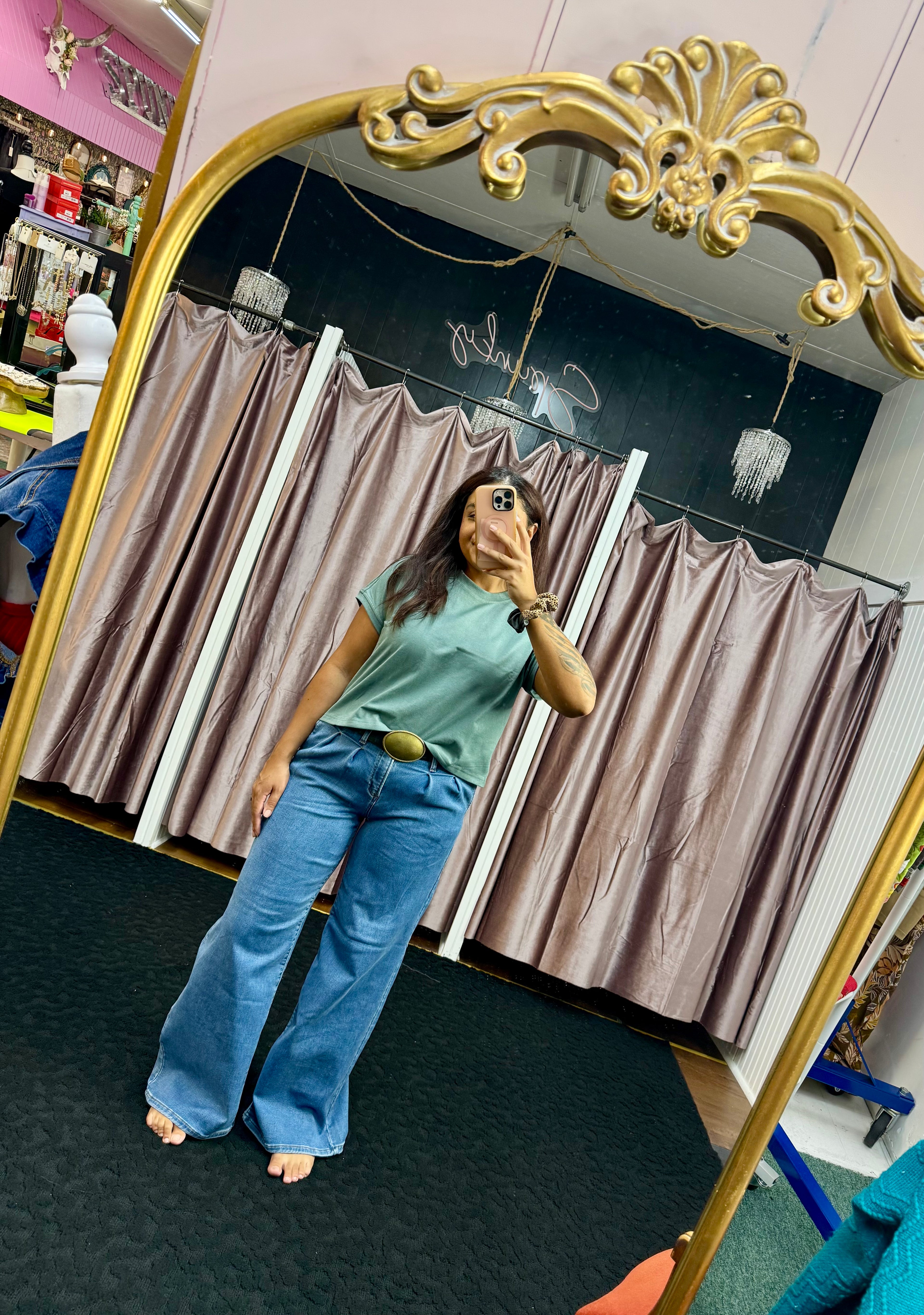 Risen Mid Rise Fit Wide Leg With Pleated Detail Jeans