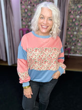 Load image into Gallery viewer, Floral Panel Contrasted Color Block Sweatshirt
