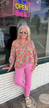 Load image into Gallery viewer, Apricot 3/4 Sleeve Lizzy Medallion Wrinkle Free Top
