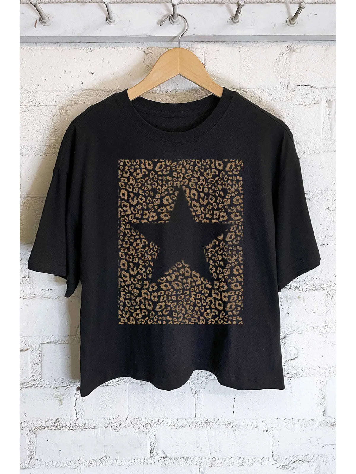 Star Leopard Graphic Long Crop Top