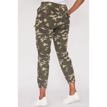 Load image into Gallery viewer, CAMO Missy Jogger with Elastic Hem
