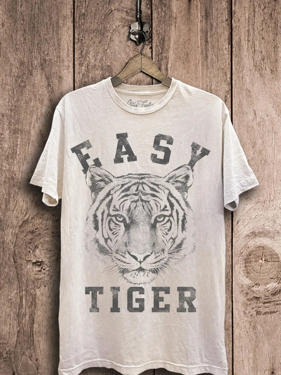 Easy Tiger Graphic Top IN OFF WHITE MINERAL WASH