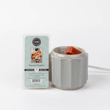 Load image into Gallery viewer, Bridgewater Candle Company - Harvest Pumpkin Wax Bar

