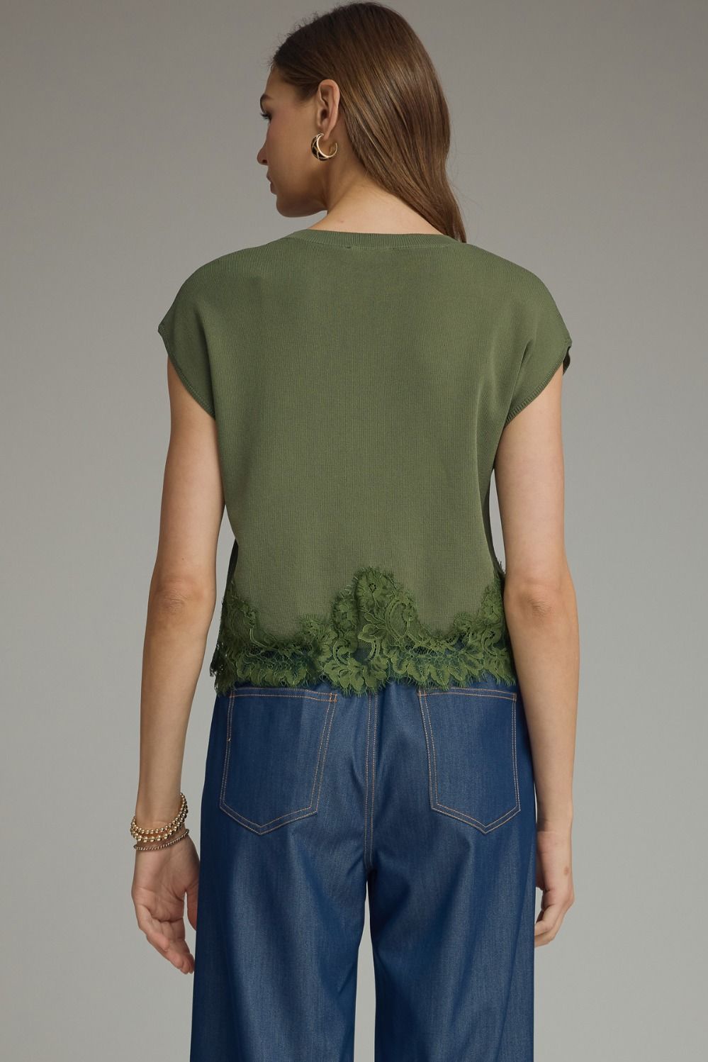 OLIVE LACE TRIM TOP